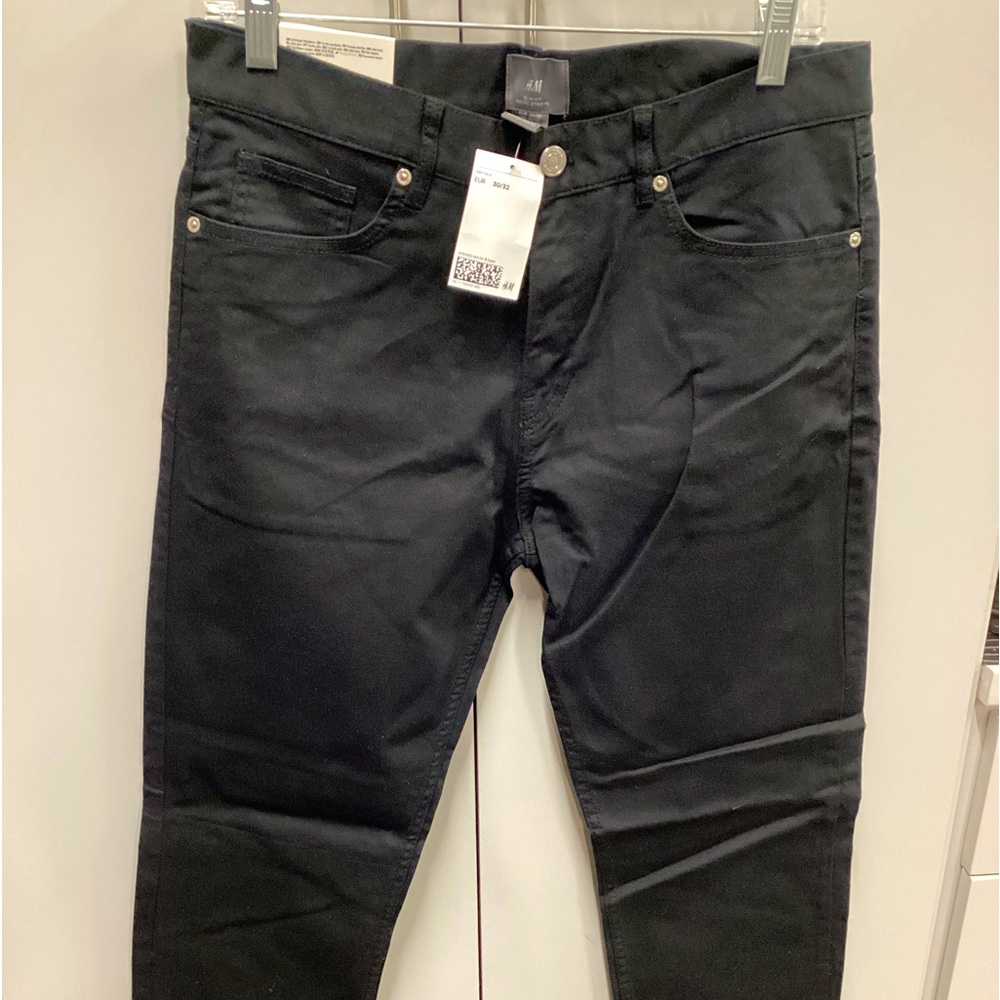 H&M men’s slim fit chinos